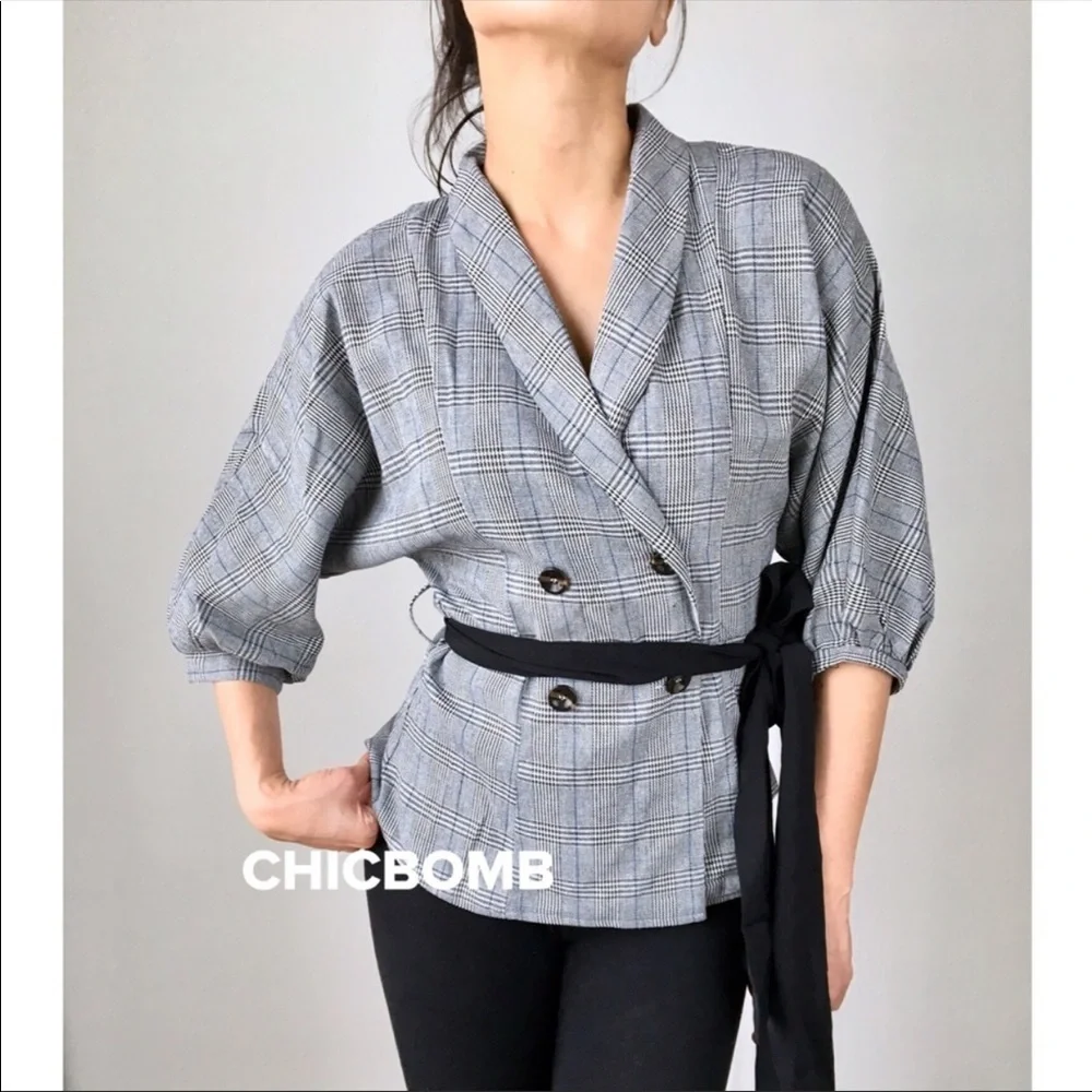 PLAID SLIM  BLAZER TOP - Picture 4 of 12